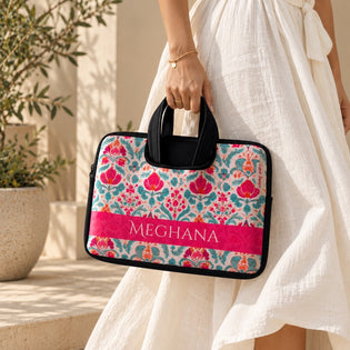 Laptop Cases with Retractable Handles